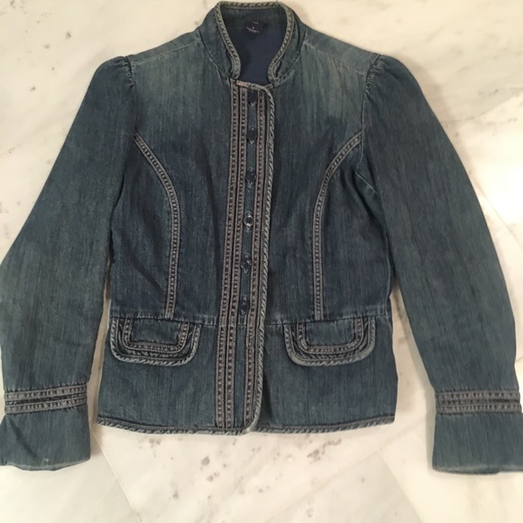 GAP Jackets & Blazers - Gap jean jacket